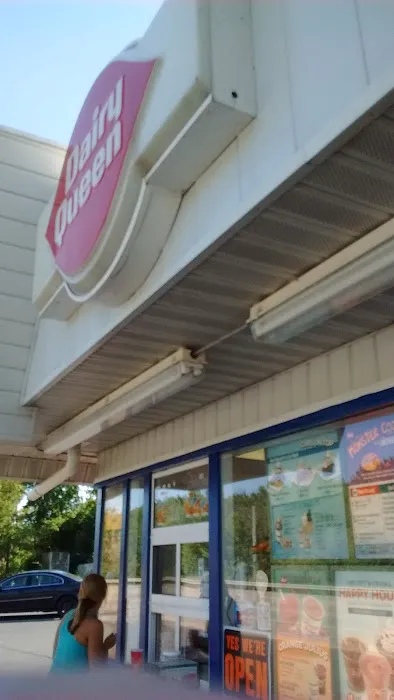 Dairy Queen Store Picture 1