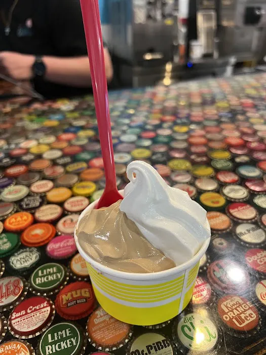 Dreamys Ice Cream Picture 9