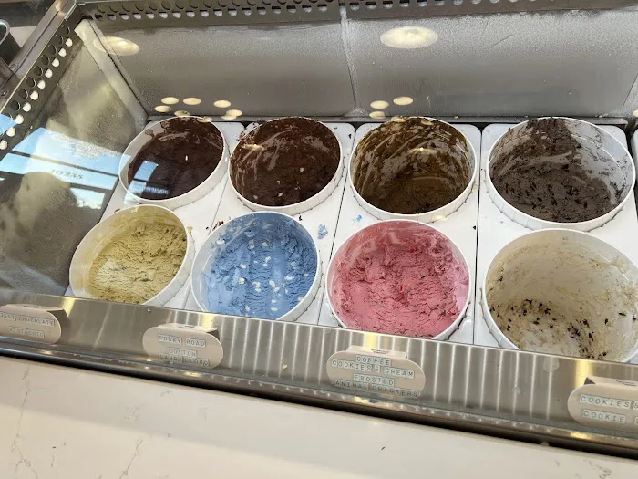 Gold Spoon Creamery - Ice Cream & Coffee Picture 8