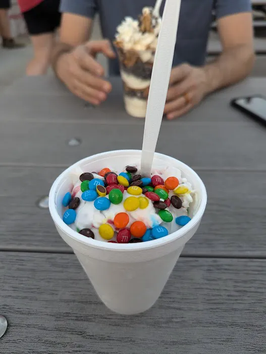 Here's the Scoop! (Seasonal) Picture 4