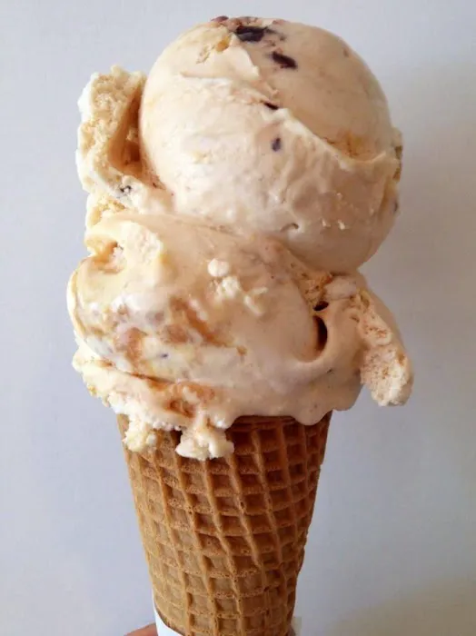 Taylor Queen Ice Cream Shop Picture 10