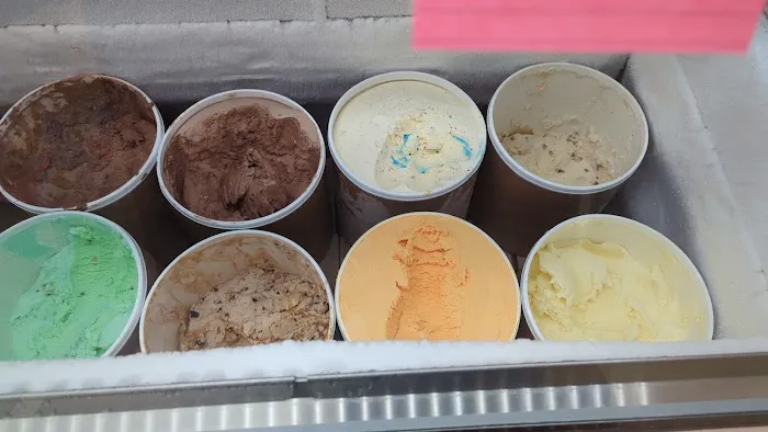 Vicky's Ice Cream Picture 3