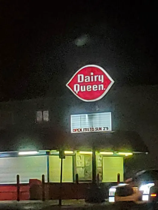 Dairy Queen Store Picture 10