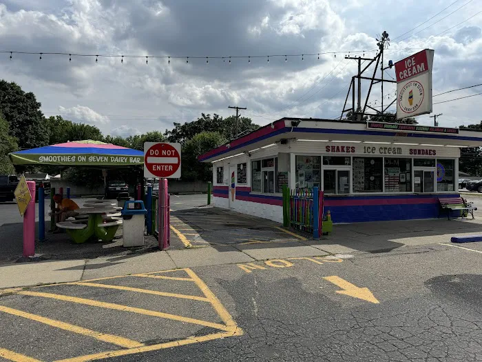 Smoothies On 7 Mile Dairy Bar Picture 2