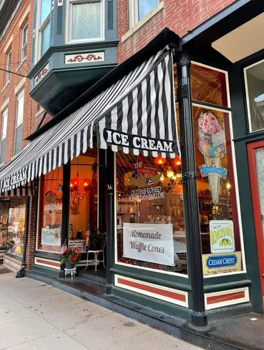 American Old Fashion Ice Cream Parlor Picture 4