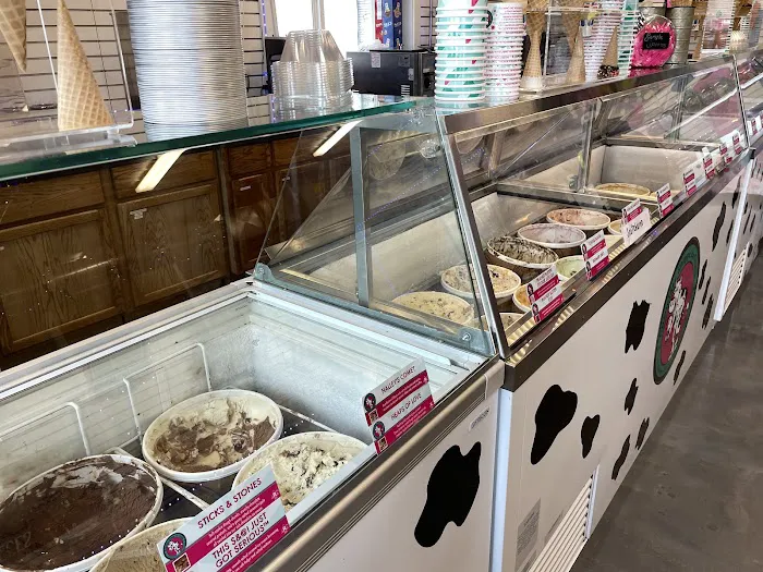 Delaney's Ice Cream Shoppe Farley Picture 4