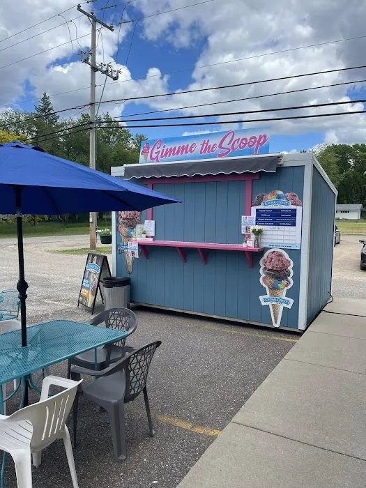 Gimme the Scoop Picture 3