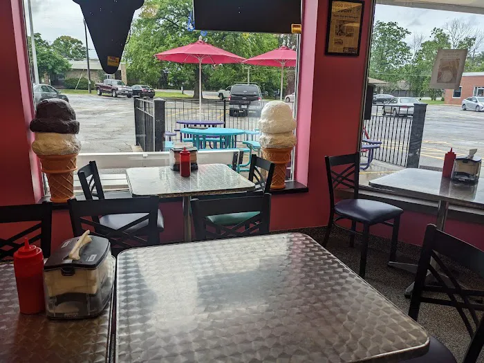 Zesty's Frozen Custard & Grill Picture 9