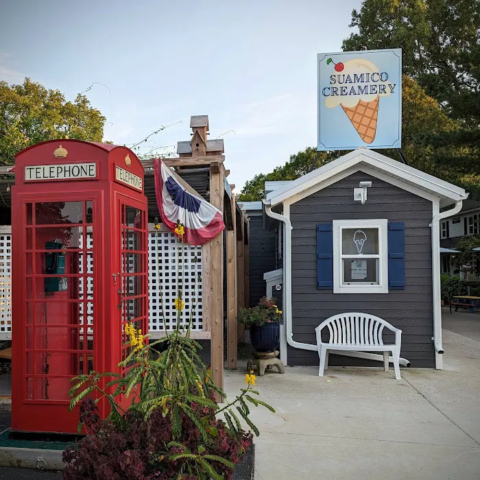 Suamico Creamery Picture 1