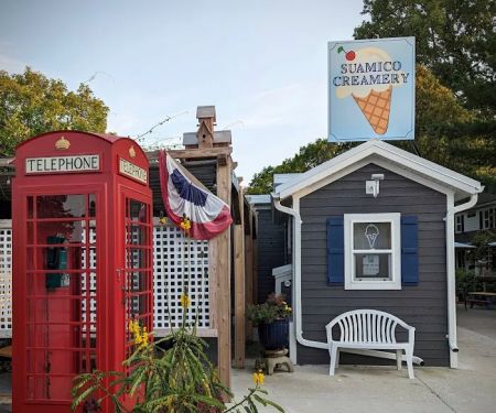 Suamico Creamery