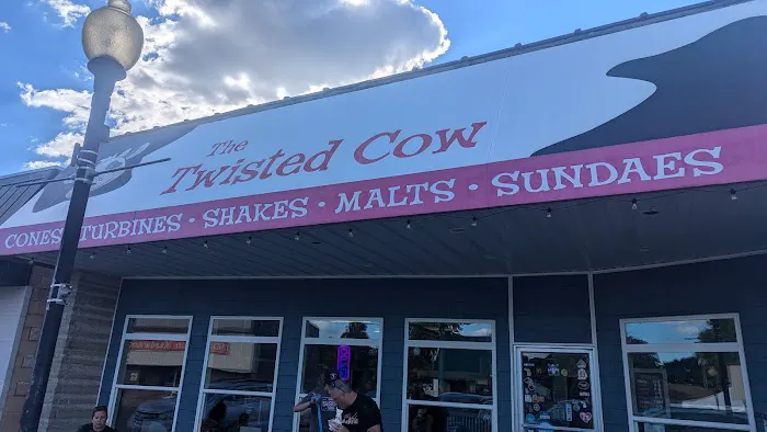 The Twisted Cow Picture 1