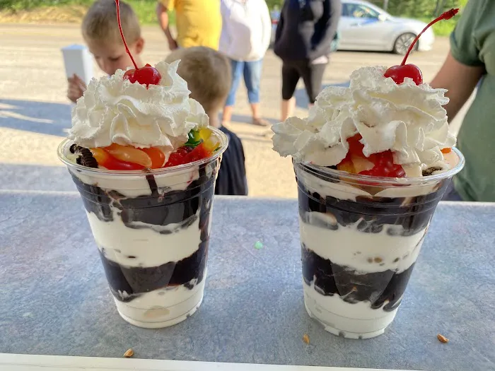 Nibbles Ice Cream Store Picture 2