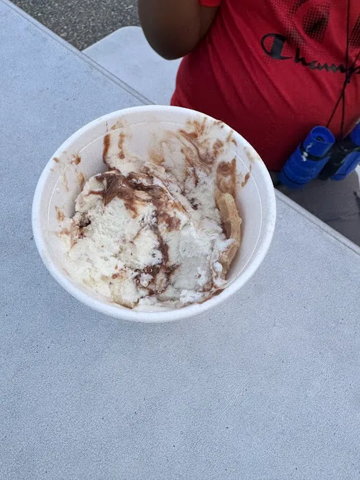 Mayfield Ice Cream Parlour Picture 2