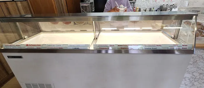 Mayfield Ice Cream Parlour Picture 7