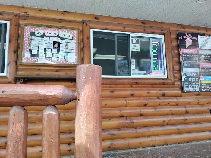 TJ's Ice Cream Cabin Picture 5