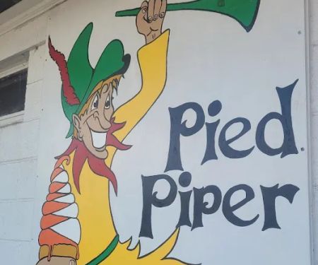 Pied Piper Drive In