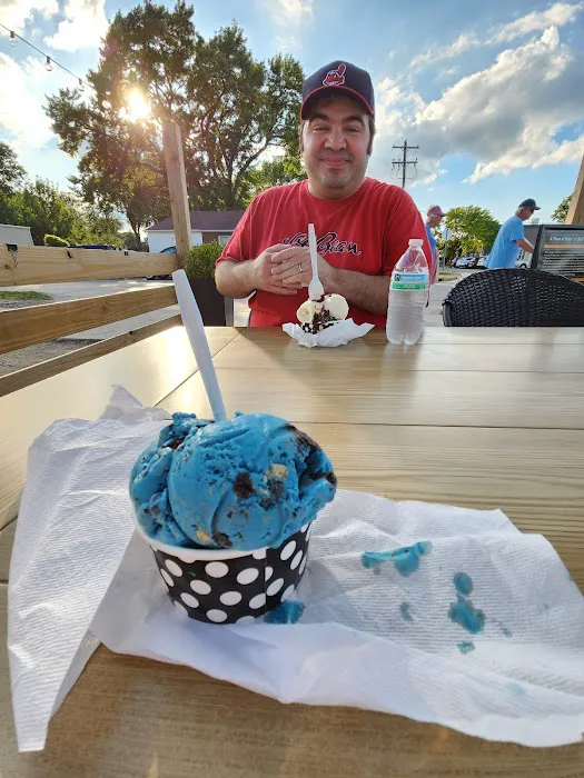 The Rolling Stone Creamery Picture 6