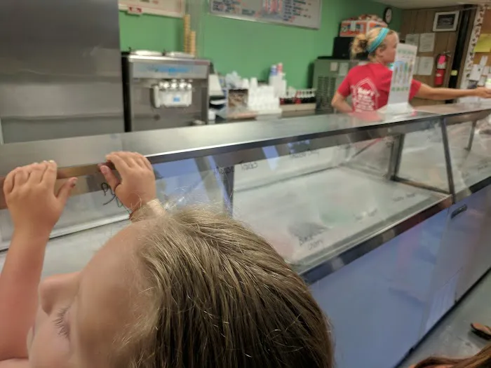 Yoder's Red Barn Ice Cream Picture 9
