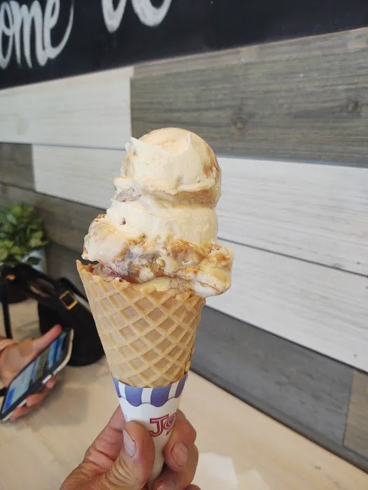 Whit's Frozen Custard Of Ashland Picture 1