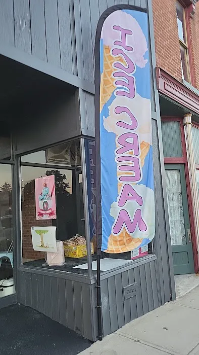 Sundae Cafe Picture 8