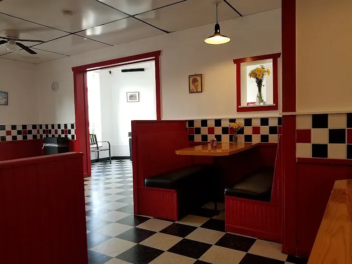 Round Hill Dairy Ice Cream Picture 7