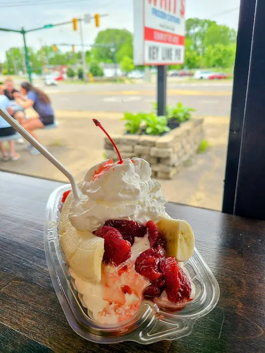 Whit's Frozen Custard of Mount Vernon Picture 6