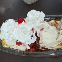 Whit's Frozen Custard ico