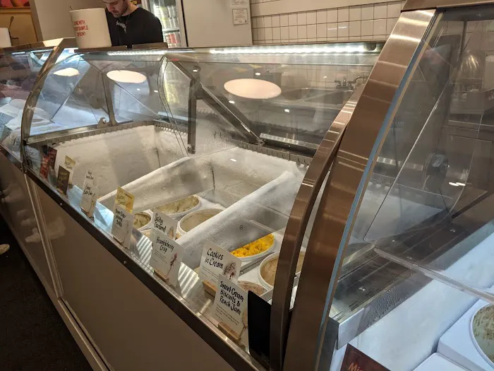 Jeni's Splendid Ice Creams Picture 7