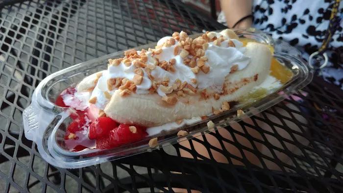 Whit's Frozen Custard Picture 2