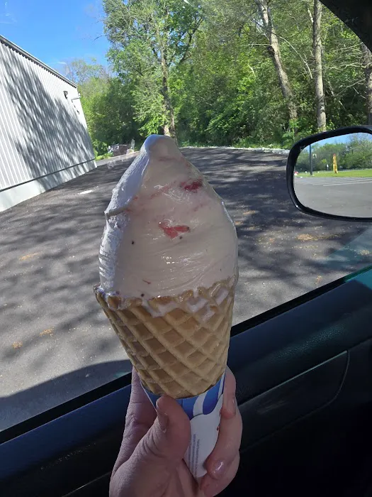 Whit's Frozen Custard of Chillicothe Picture 4