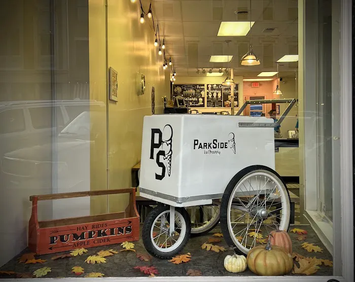 Parkside Ice Creamery Picture 9