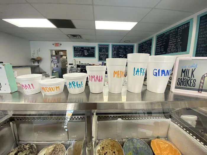 Nancy's Scoops Picture 5