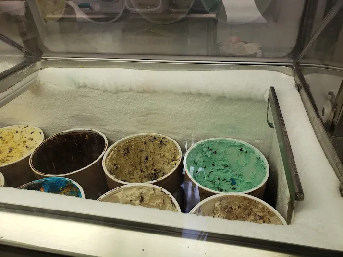Nancy's Scoops Picture 7