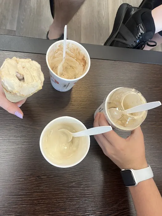 Whit's Frozen Custard Picture 10