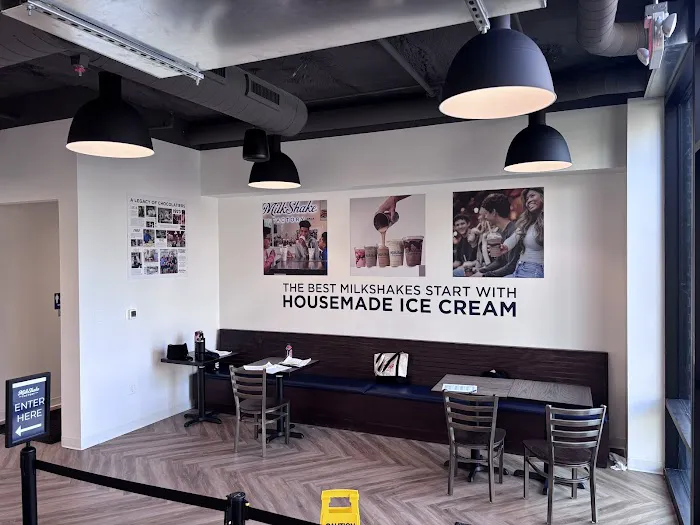 MilkShake Factory University District Picture 6