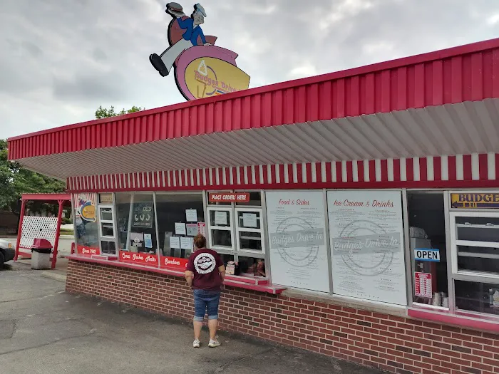 Budges Drive In Picture 5