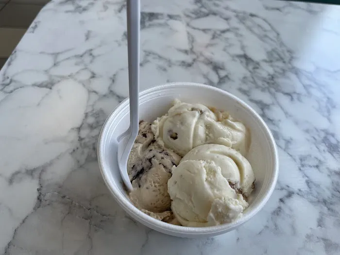 Silver Dipper Ice Cream Picture 3