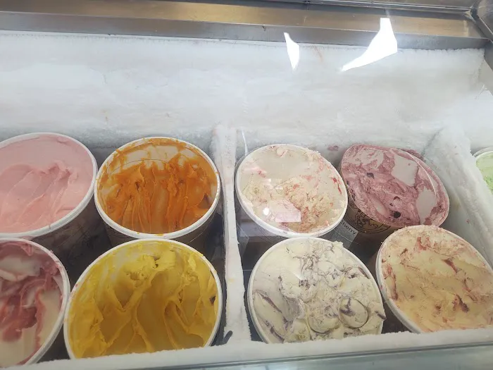 Silver Dipper Ice Cream Picture 7