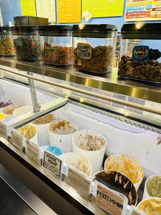 Hartzell's Ice Cream Picture 8