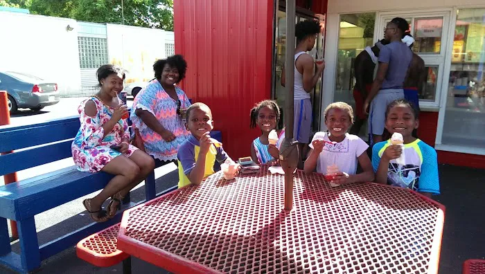 Dairy Queen (Treat) Picture 7