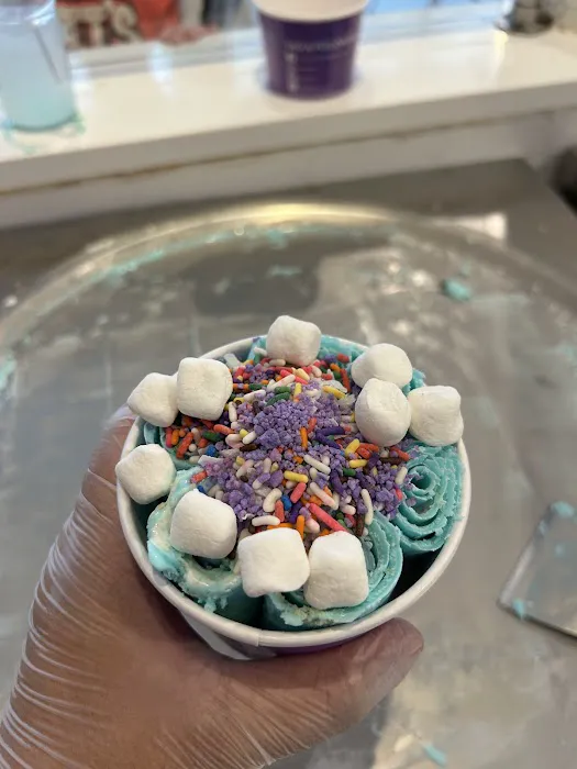 Simply Rolled Ice Cream - Over-the-Rhine Picture 7
