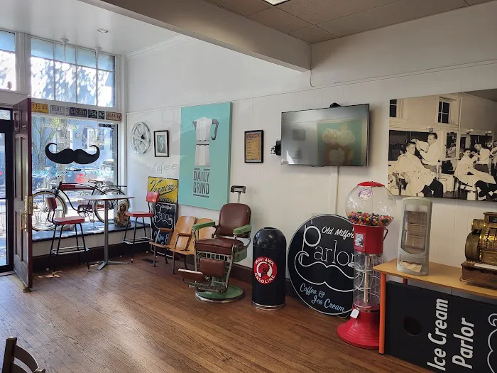 Old Milford Parlor: Ice Cream & Cookie Dough Picture 7