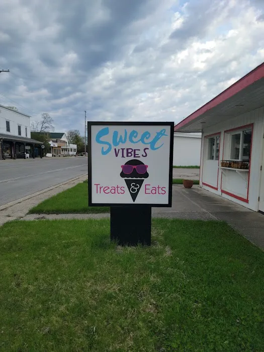 Papa J's ice cream and eatery Picture 2