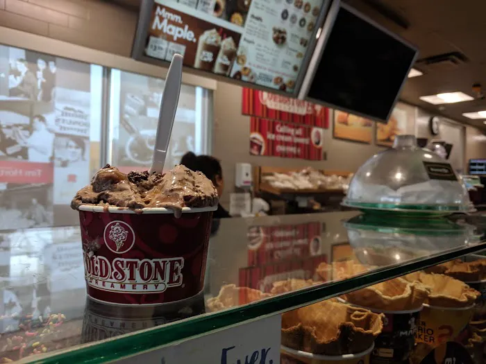 Cold Stone Creamery Picture 6