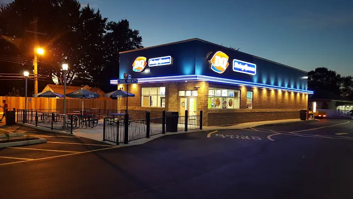 Dairy Queen Store Picture 3