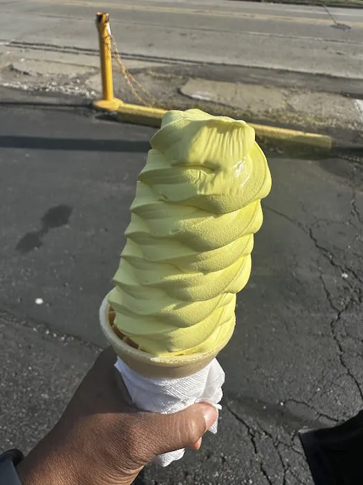 Leone's Frosty Treat Picture 1