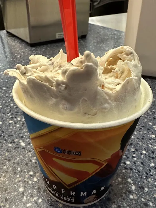 Dairy Queen (Treat) Picture 2