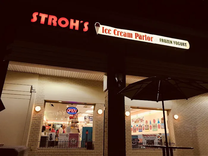 Stroh's Ice Cream Parlour of Bloomfield Hills Picture 3