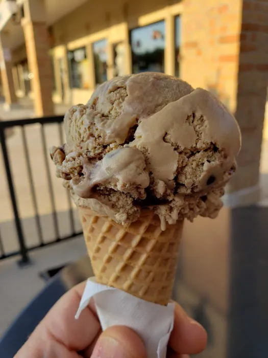 Stroh's Ice Cream Parlour of Bloomfield Hills Picture 9