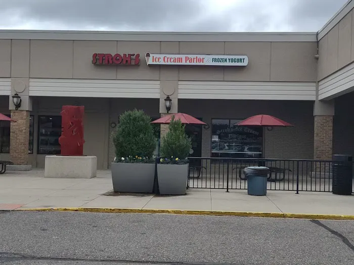 Stroh's Ice Cream Parlour of Bloomfield Hills Picture 5